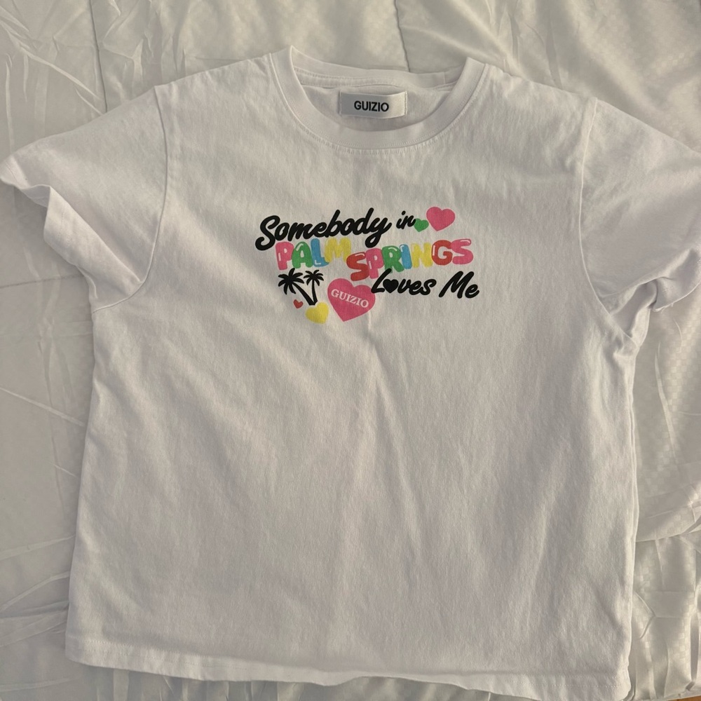 Guizio White 'Somebody in Palm Springs Loves Me' Graphic Tee